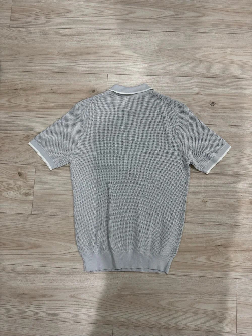 Collars & Co Polo - Picture 2 of 3